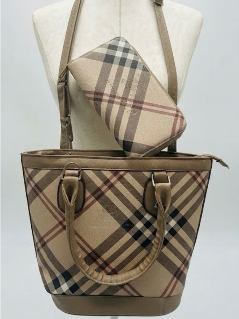 Beige Plaid Women’s Tote with Zip Pouch